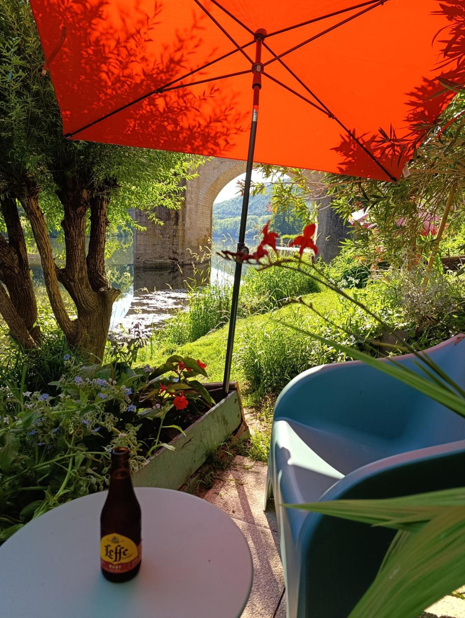 Marie Colline A La Campagne Bed & Breakfast Saint-Antonin-Noble-Val Exterior photo